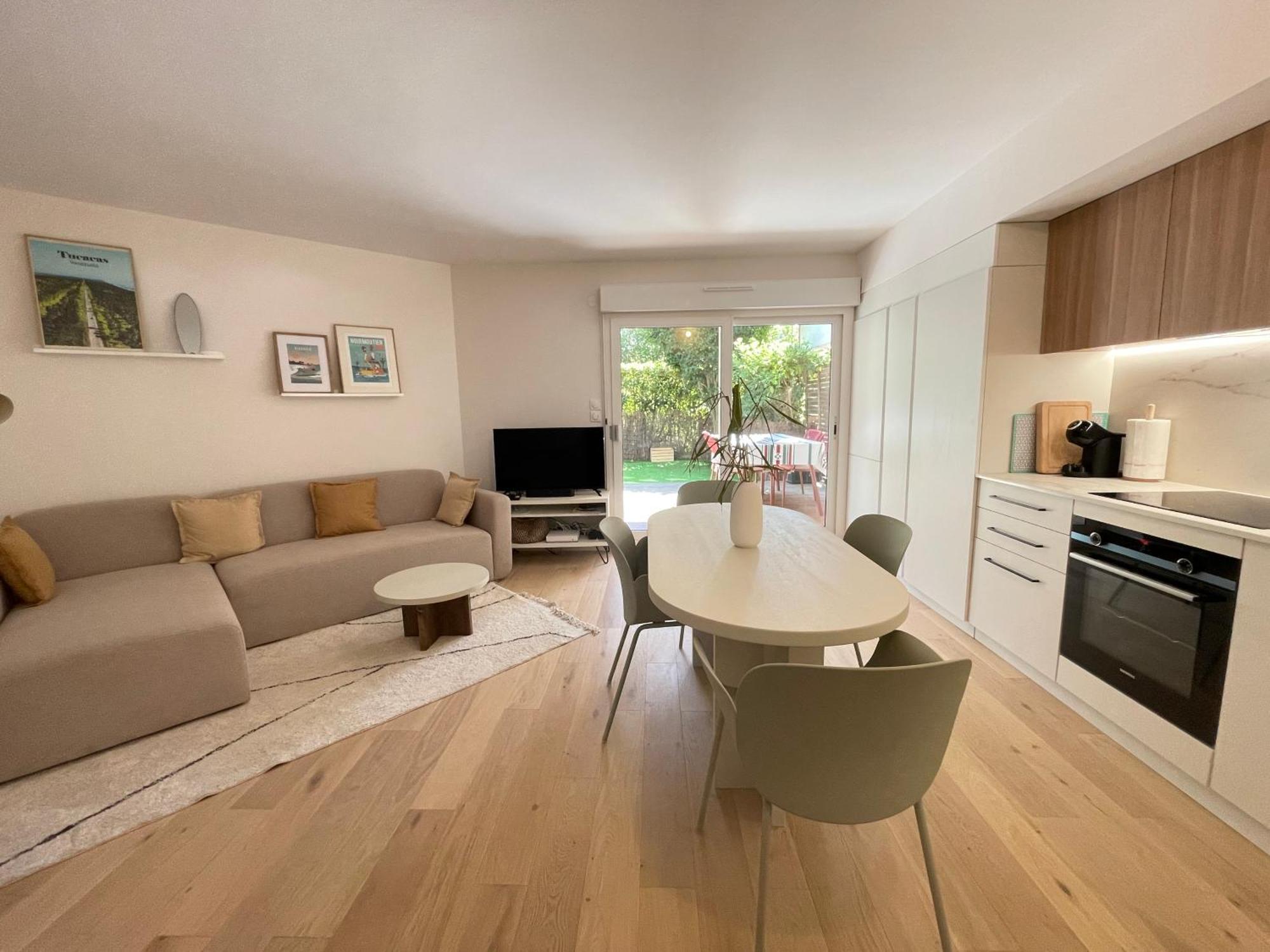 Splendide appartement de charme avec patio, parking et plage à 3 minutes Biarritz Exterior foto